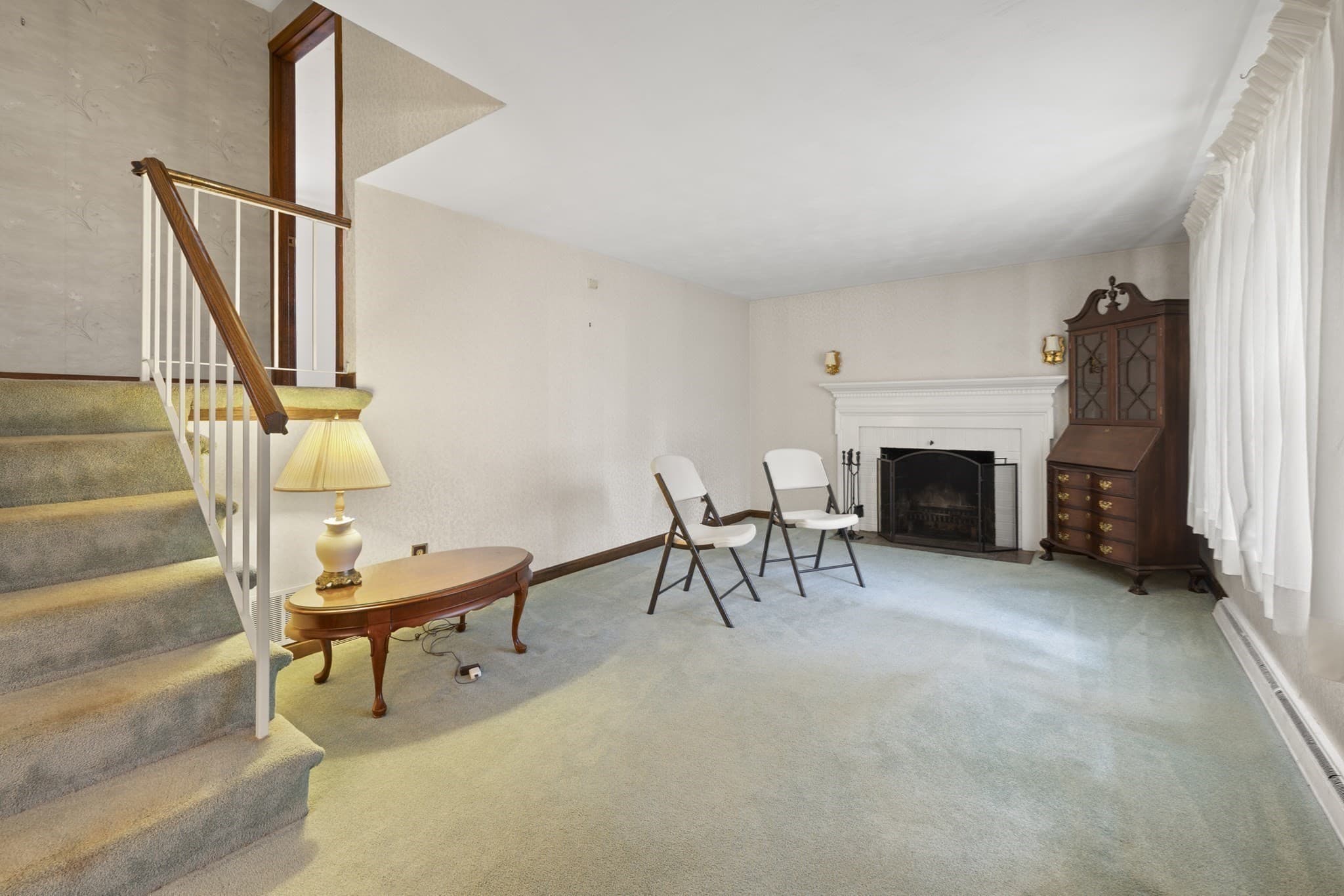Single Family Residence at 8 Russell Road, Whitman MA 02382, Whitman, photo 9 of 20
