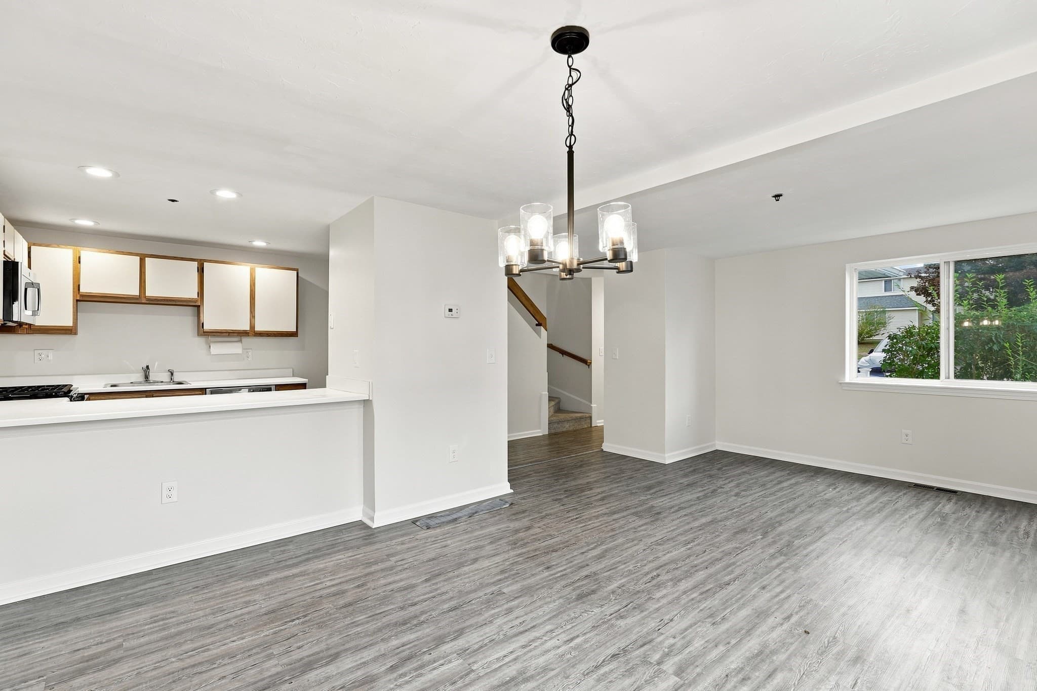 Condominium at 360 Littleton Road # H1, Chelmsford MA 01824, Chelmsford, photo 10 of 33