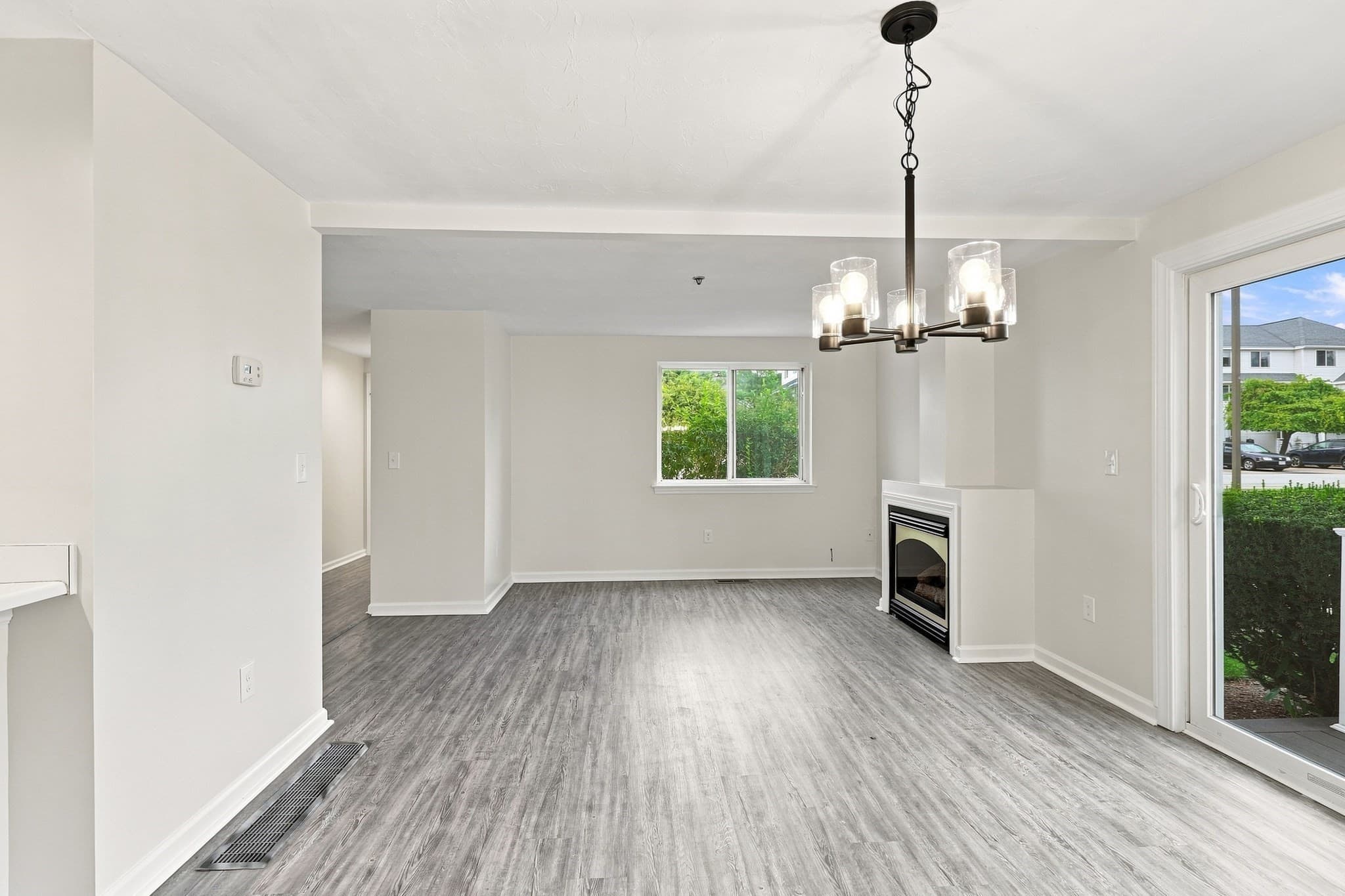 Condominium at 360 Littleton Road # H1, Chelmsford MA 01824, Chelmsford, photo 8 of 33
