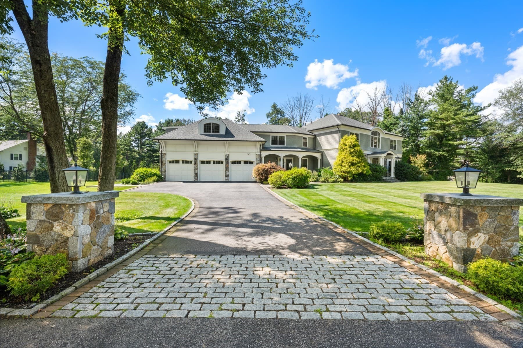 21 Westerly, Weston MA 02493