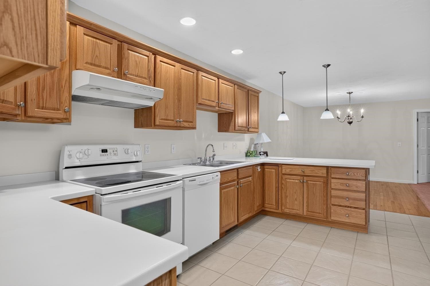 Condominium at 1 Haven Way # 1, Ashland MA 01721, Ashland, photo 4 of 21