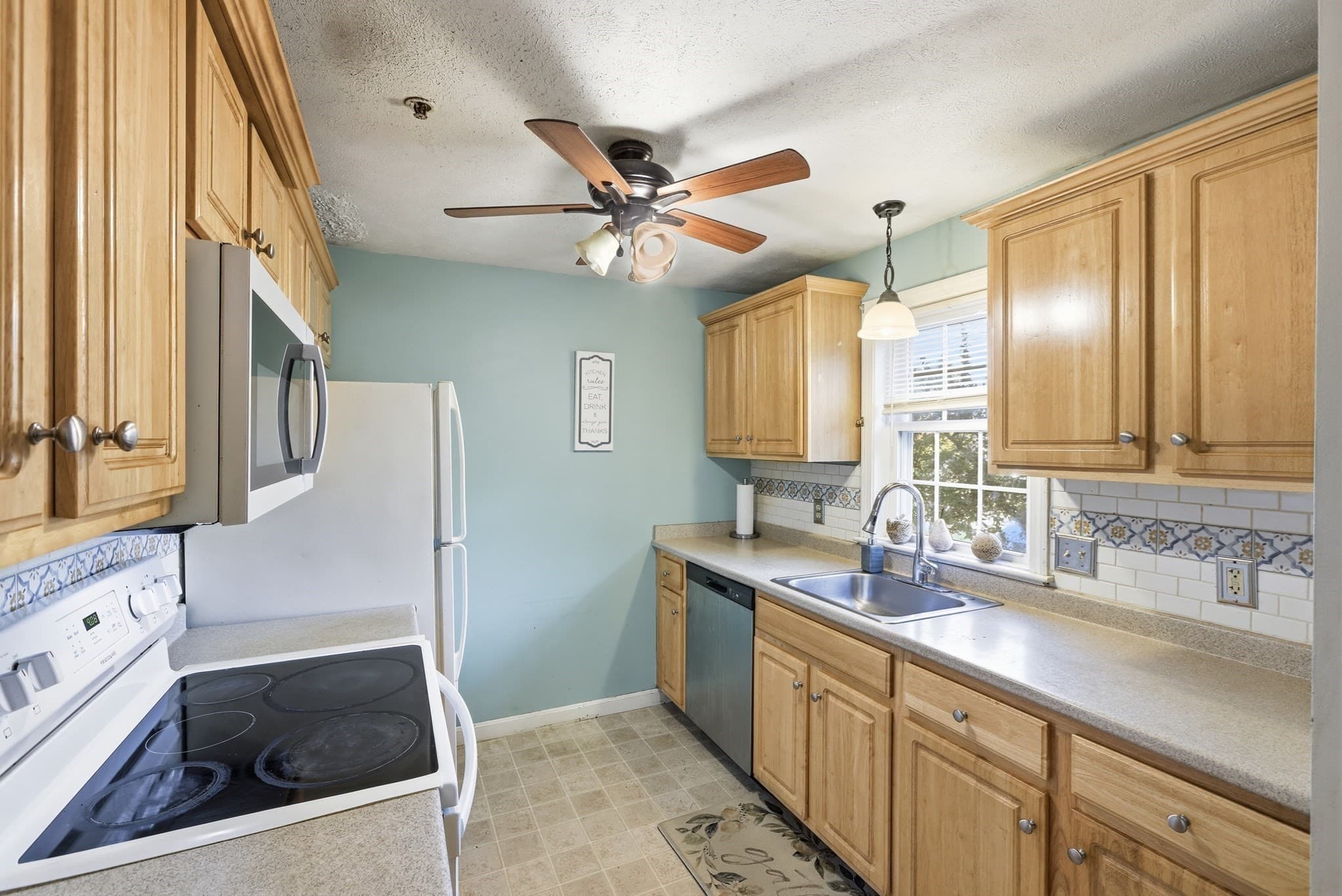 Condominium at 31 Patriot Rd # 31, Fitchburg MA 01420, Fitchburg, photo 7 of 31