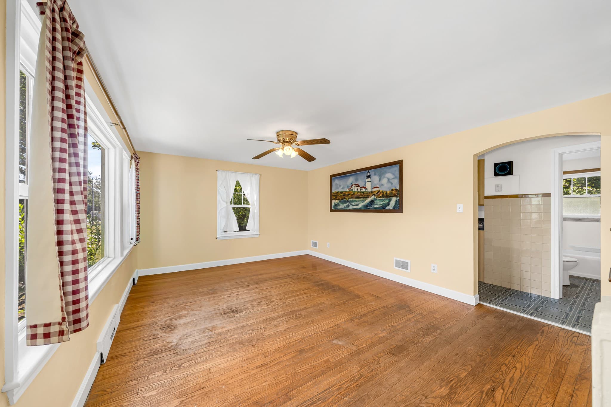 Single Family Residence at 394 Sutton St, North Andover MA 01845, North Andover, photo 2 of 27