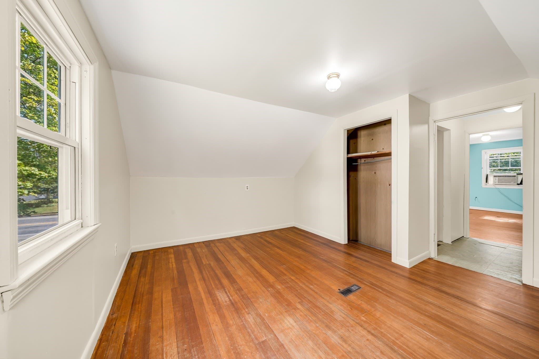 Single Family Residence at 394 Sutton St, North Andover MA 01845, North Andover, photo 17 of 27