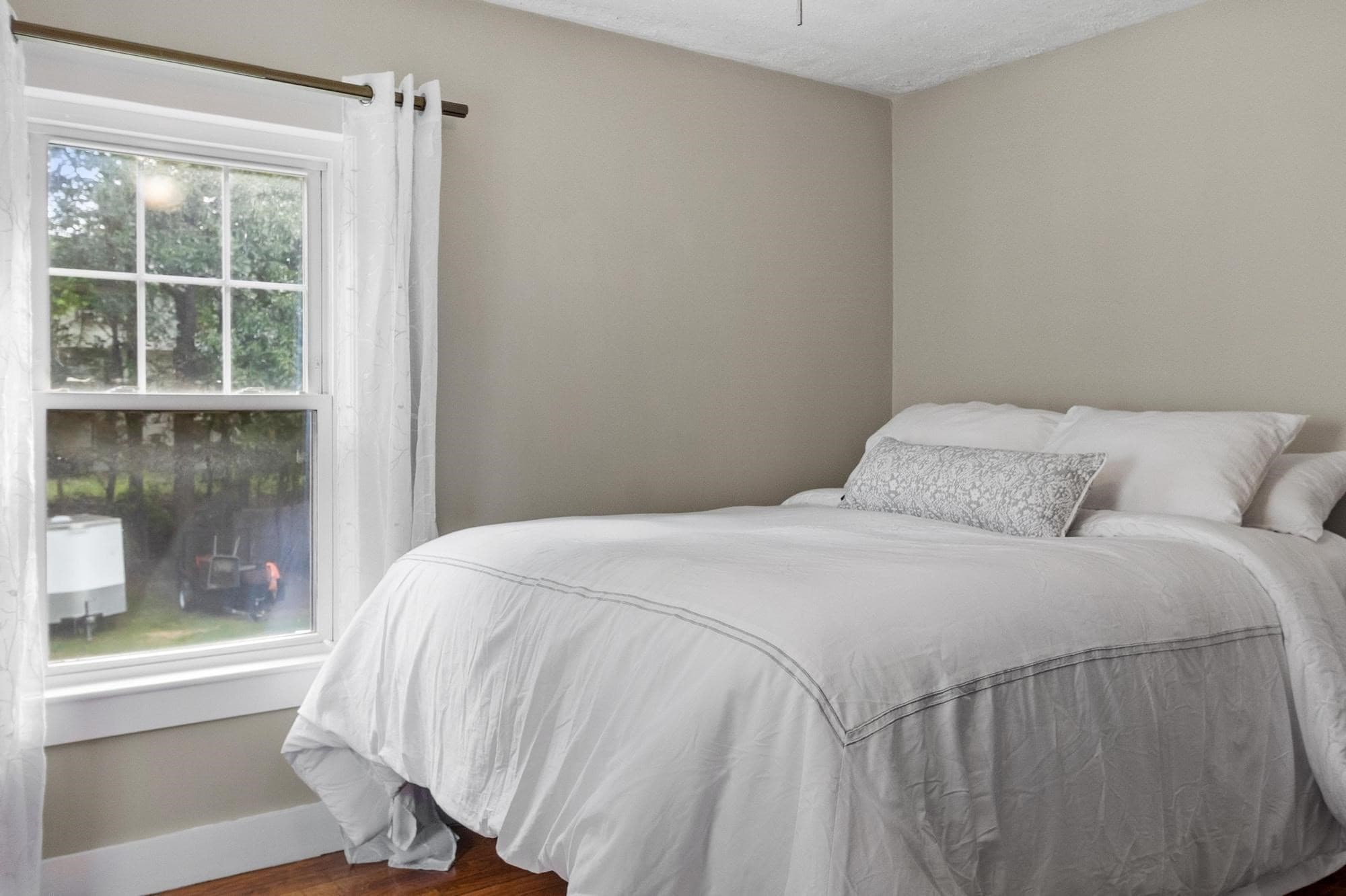Single Family Residence at 282 Boutelle St, Fitchburg MA 01420, Fitchburg, photo 22 of 42