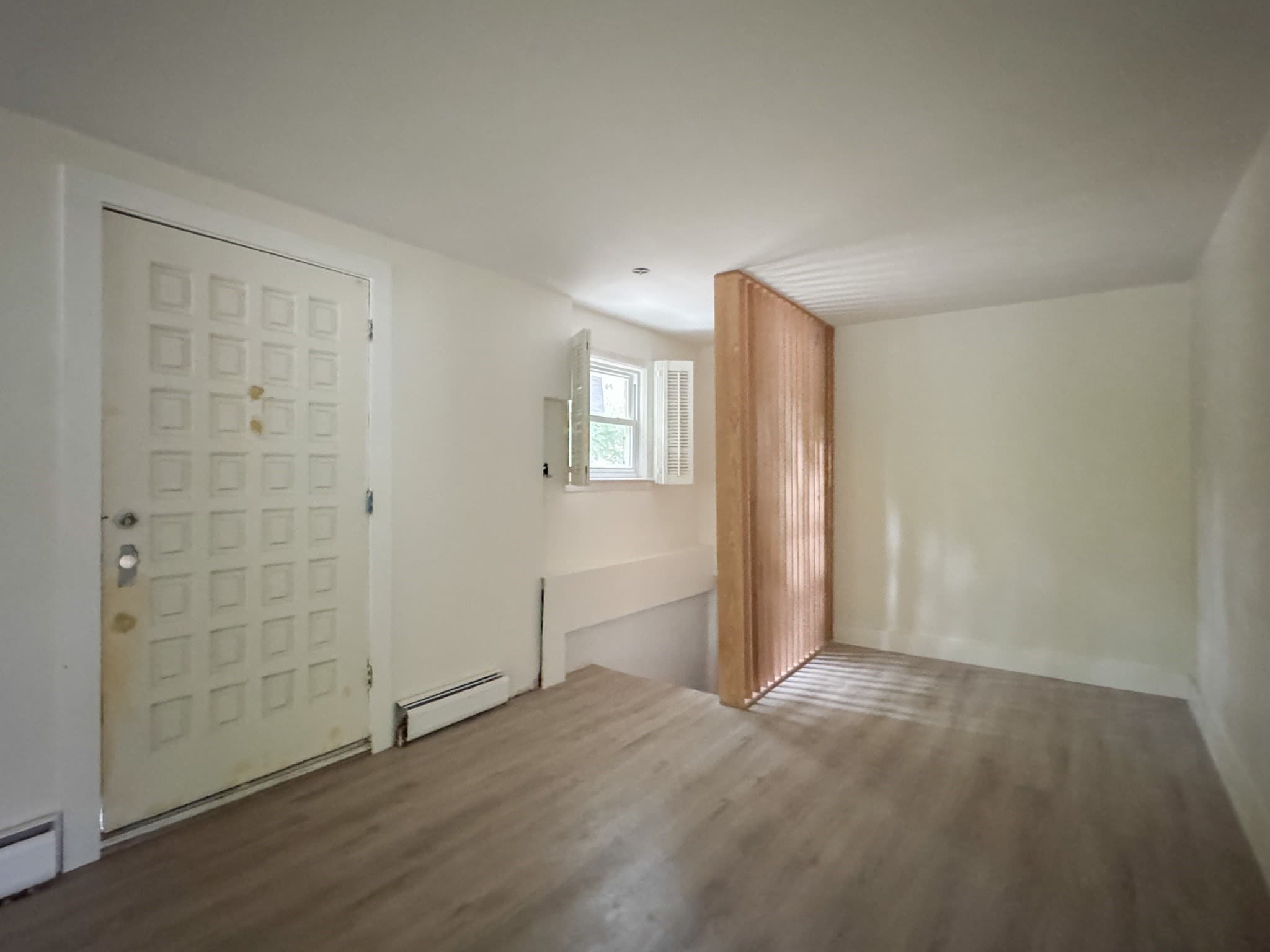 Single Family Residence at 28 Hill Top Dr, Warwick RI 02818, Warwick, photo 24 of 34