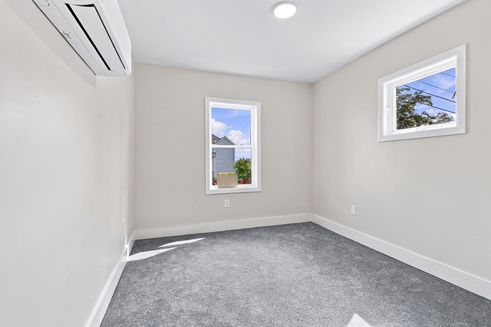 3 Family at 133 State St, New Bedford MA 02740, New Bedford, photo 9 of 42