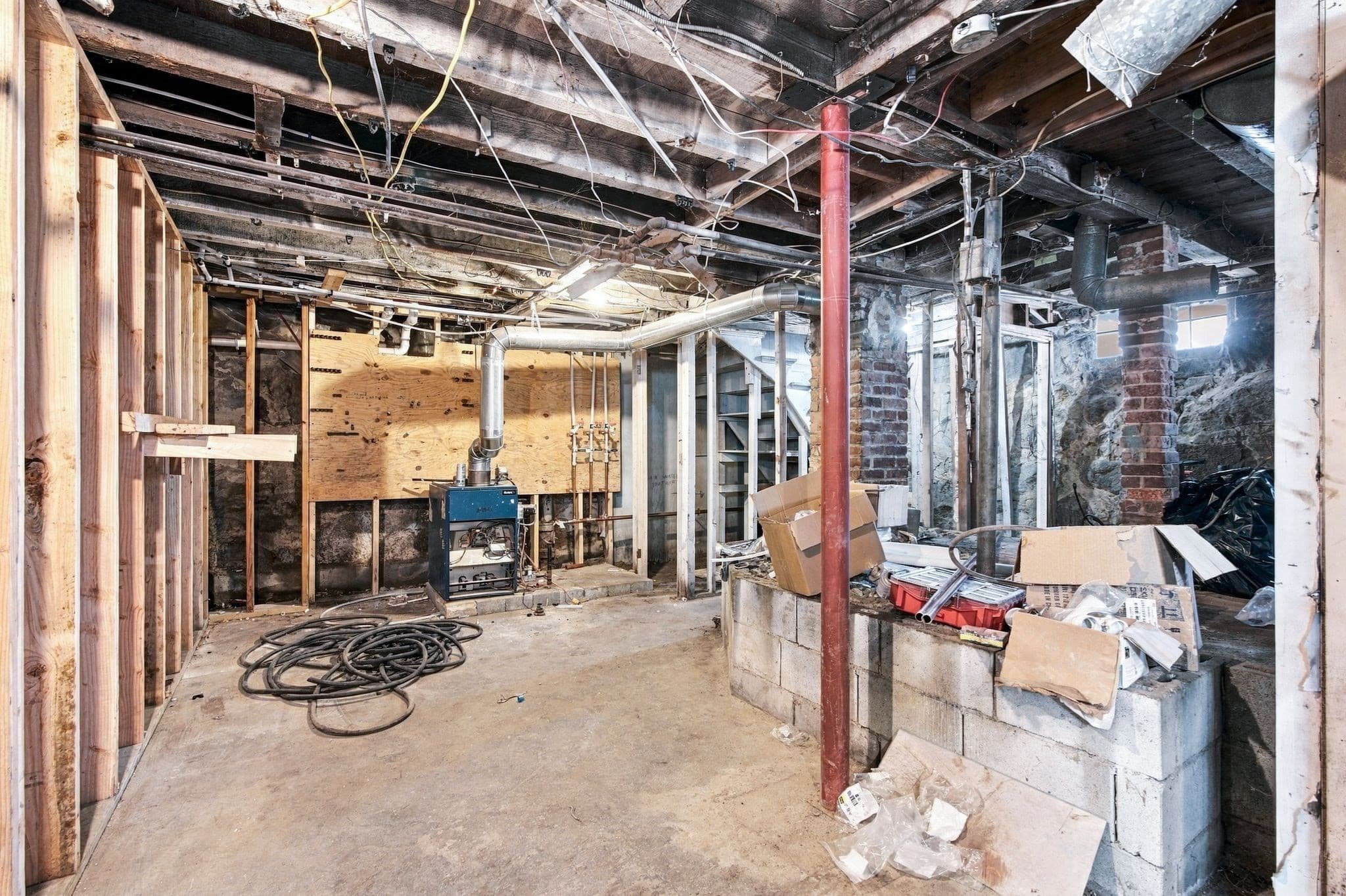 3 Family at 133 State St, New Bedford MA 02740, New Bedford, photo 33 of 42