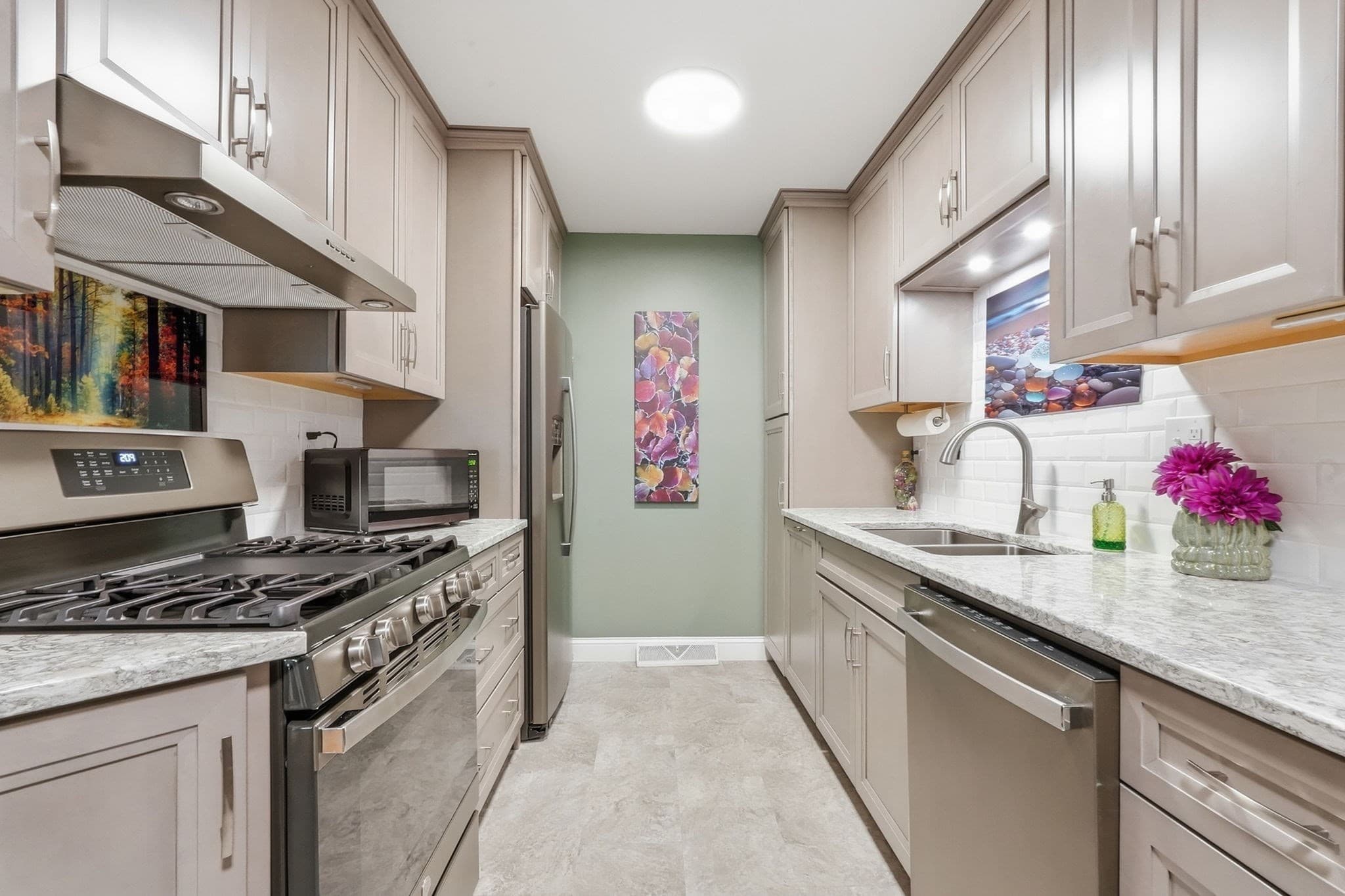Condominium at 47 Meadowbrook Ln # 47, Palmer MA 01069, Palmer, photo 6 of 40