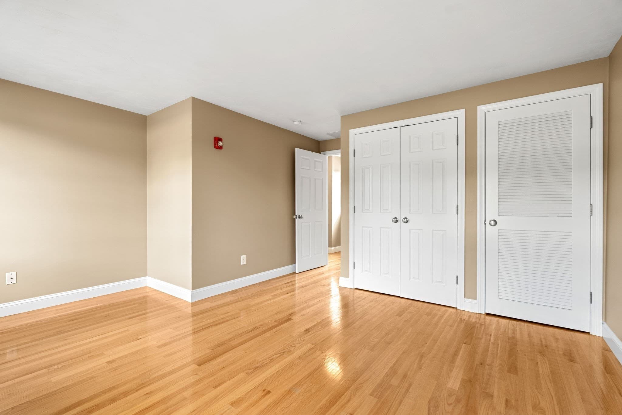 5+ Family - 5+ Units Up/Down at 83 Holten St, Danvers MA 01923, Danvers, photo 24 of 32