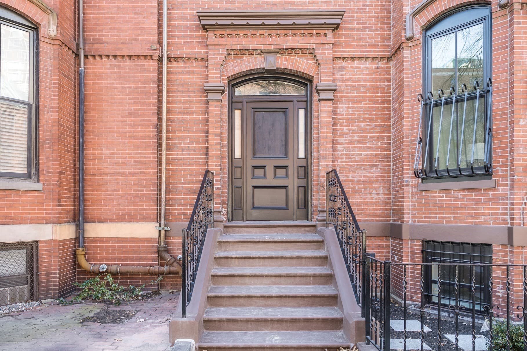 1 Fairfield St, Boston MA 02116