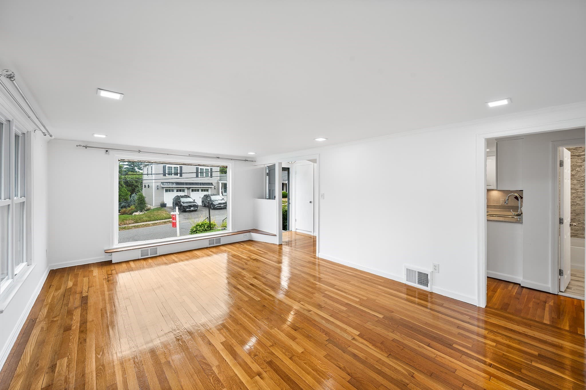 Single Family Residence at 65 Sassamon Ave, Milton MA 02186, Milton, photo 8 of 38