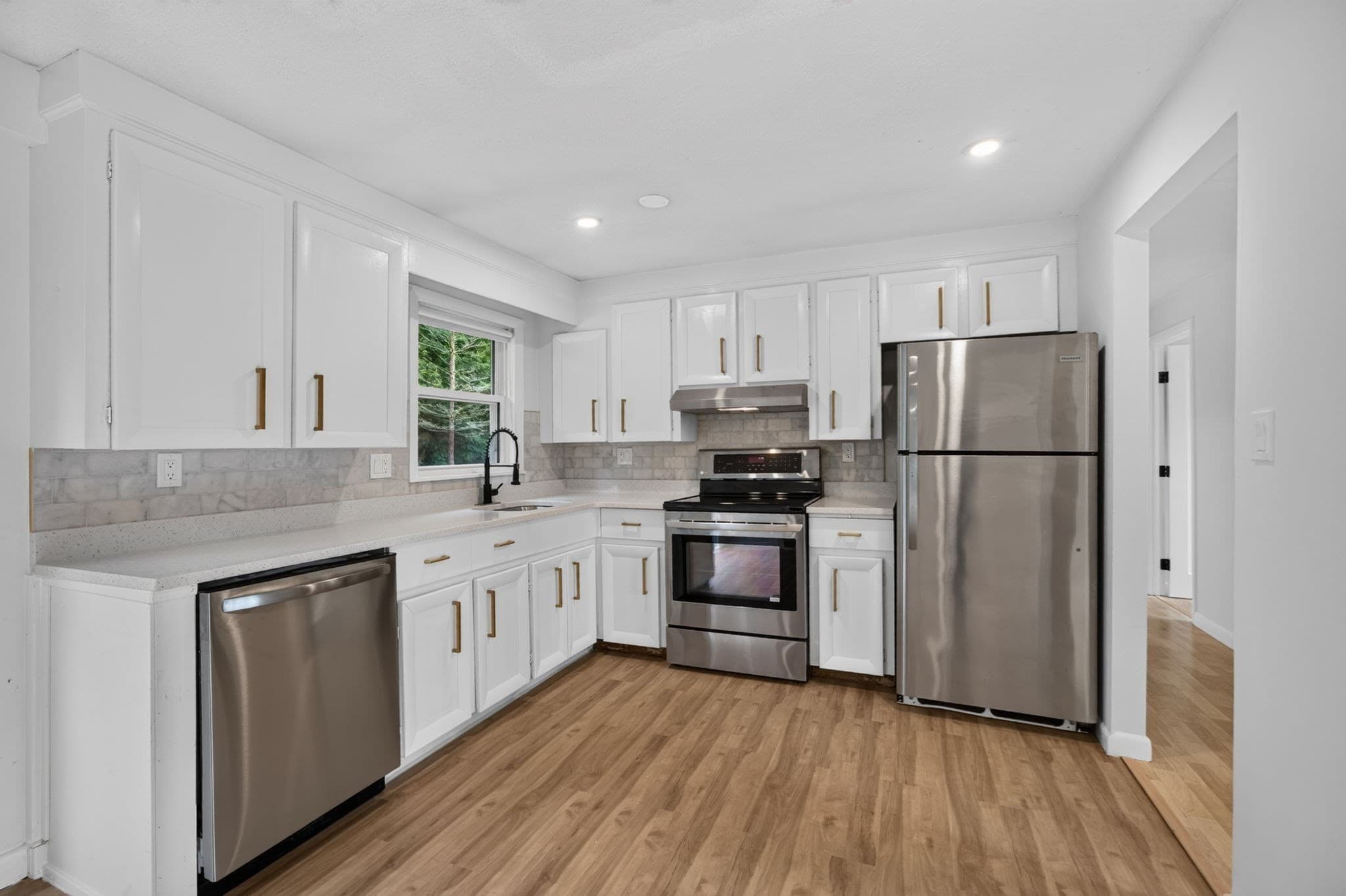 Single Family Residence at 17 Grover St, Beverly MA 01915, Beverly, photo 7 of 30