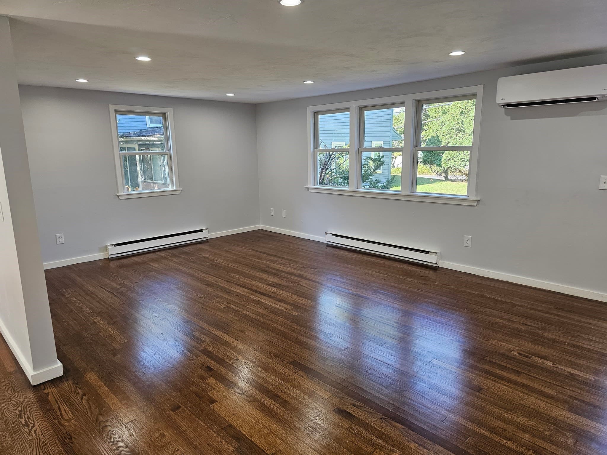 Single Family Residence at 165 Newbury St, Framingham MA 01701, Framingham, photo 10 of 40