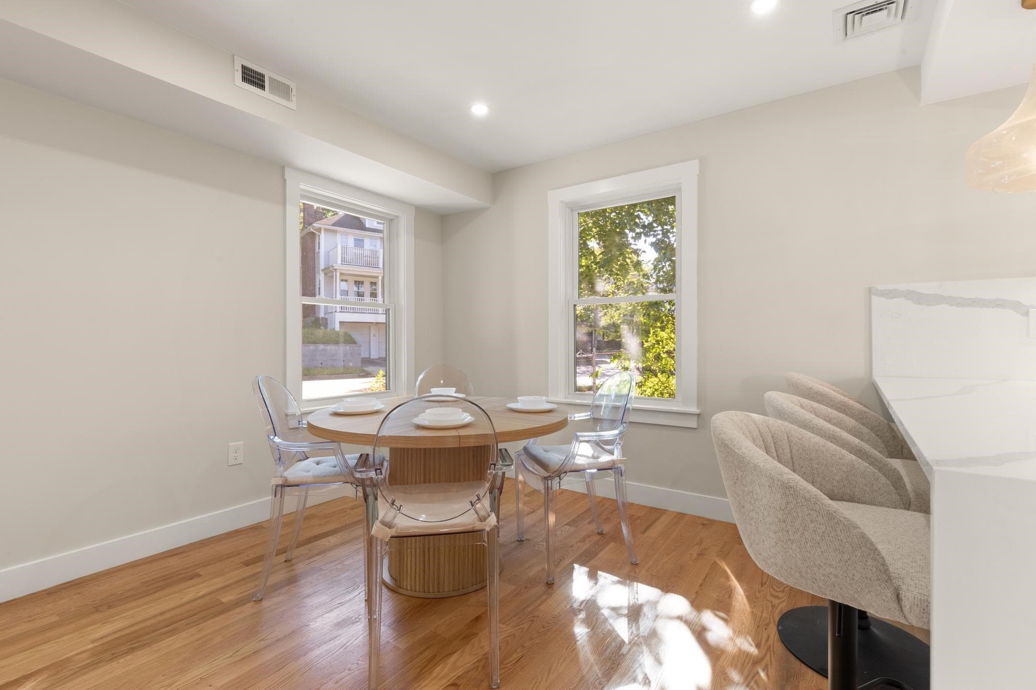 Single Family Residence at 709 Belmont St, Belmont MA 02478, Belmont, photo 12 of 41