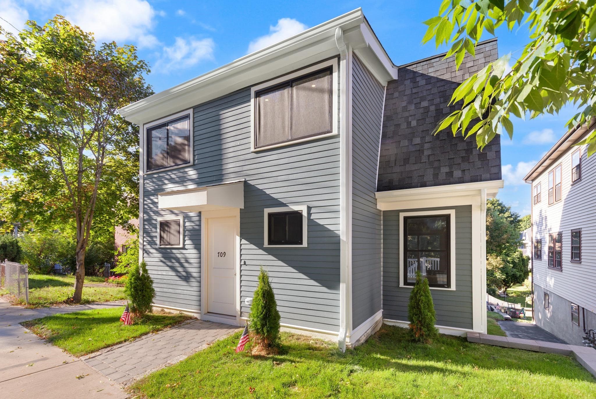 Single Family Residence at 709 Belmont St, Belmont MA 02478, Belmont, photo 3 of 41