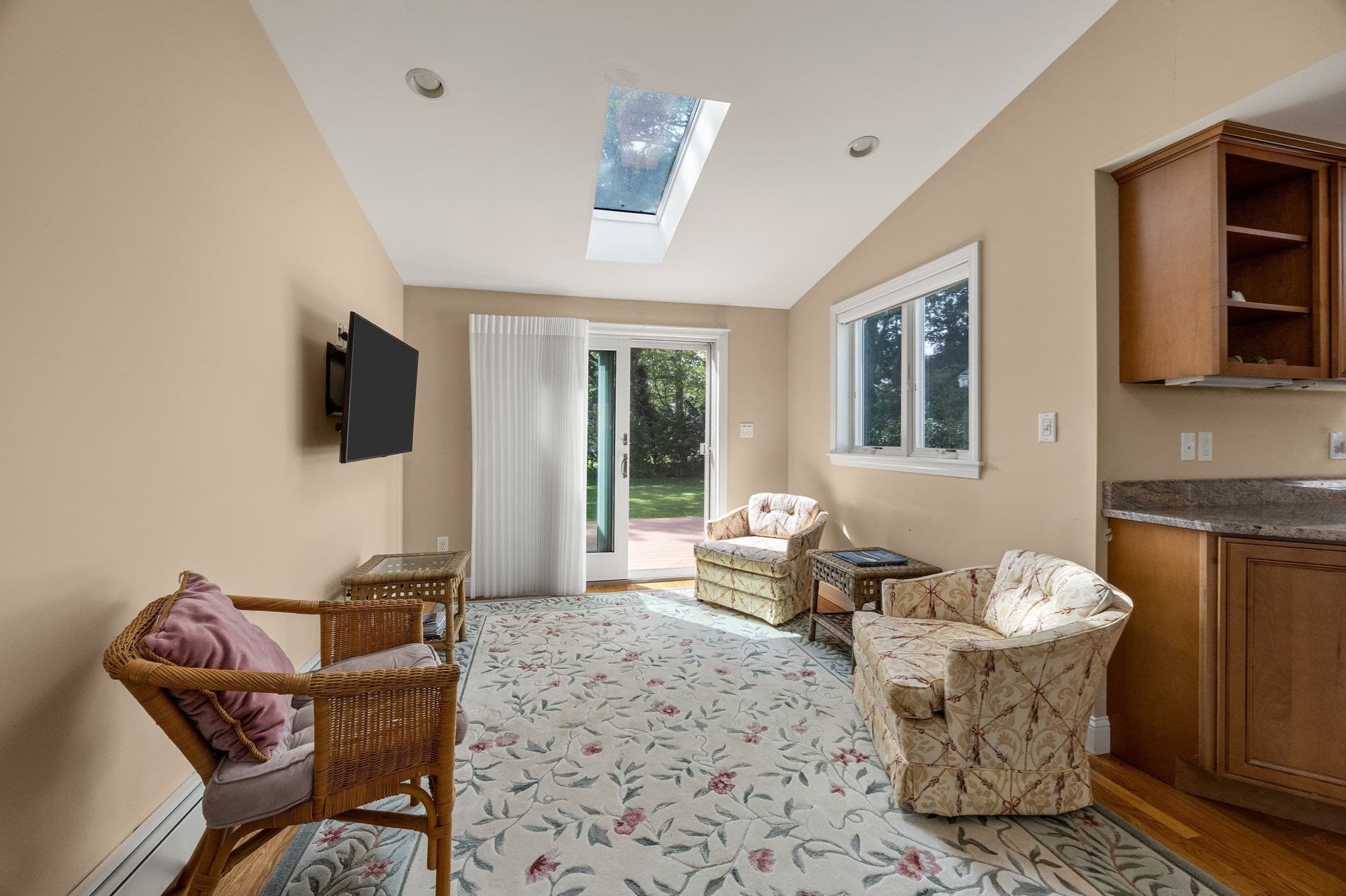 Single Family Residence at 54 Lucerne Ave, Falmouth MA 02540, Falmouth, photo 15 of 31