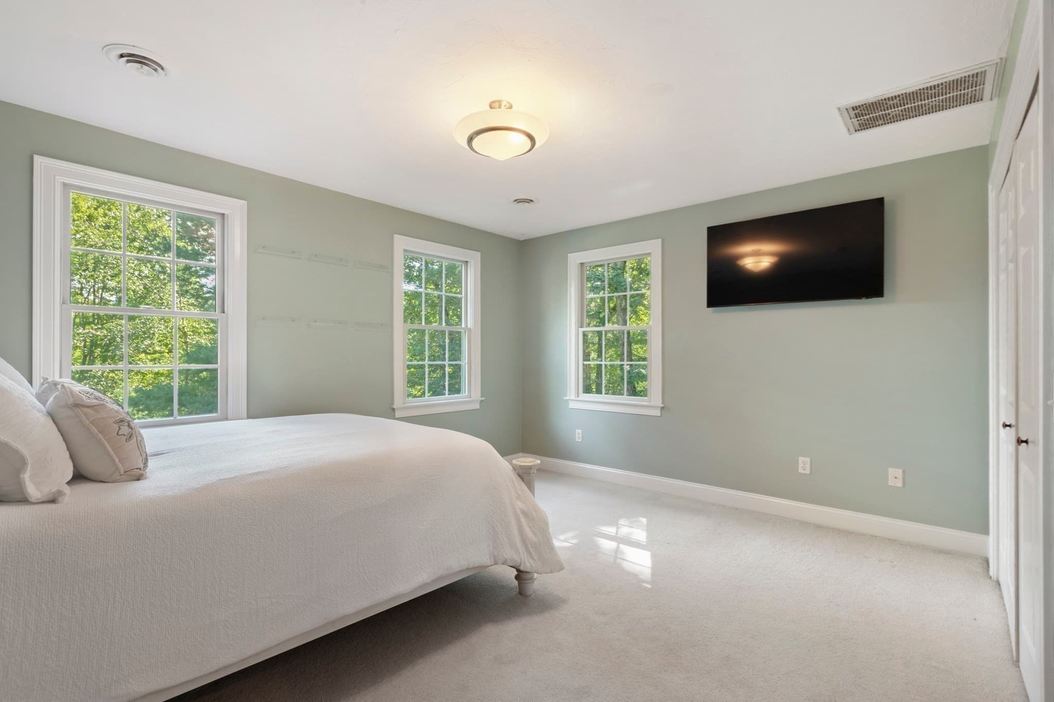 Single Family Residence at 8 Wildewood Drive, Paxton MA 01612, Paxton, photo 36 of 42