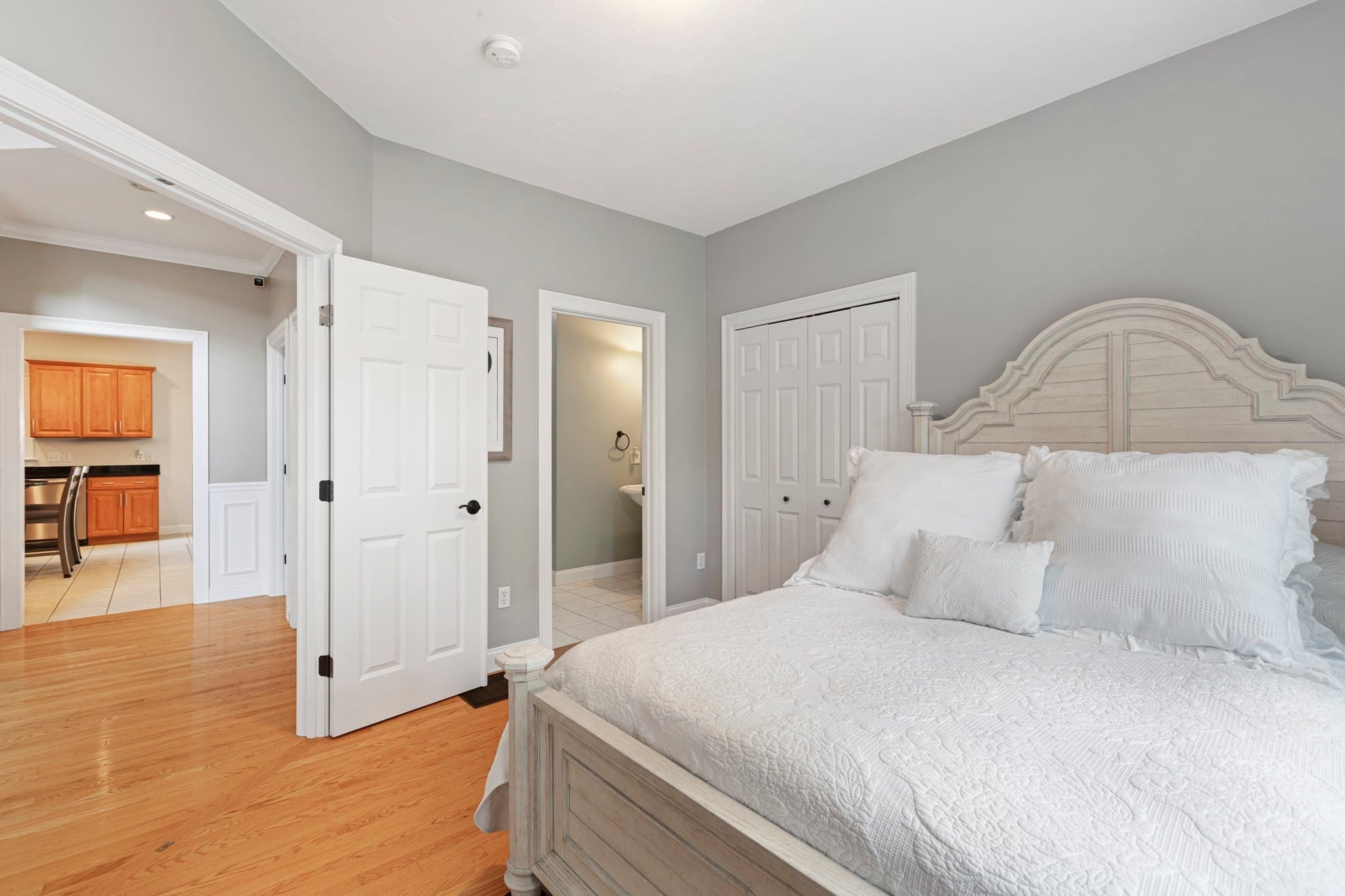 Single Family Residence at 8 Wildewood Drive, Paxton MA 01612, Paxton, photo 10 of 42