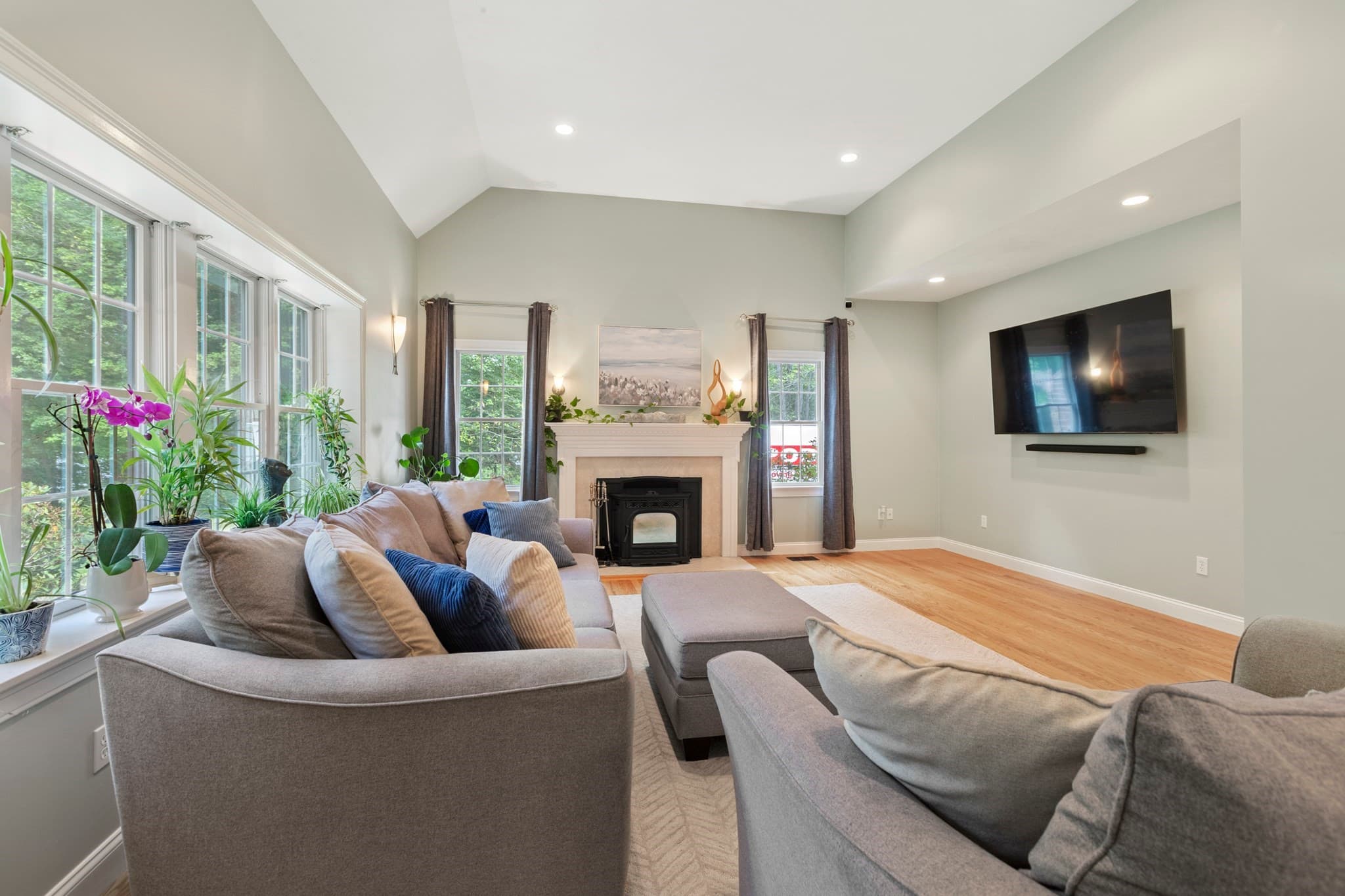 Single Family Residence at 8 Wildewood Drive, Paxton MA 01612, Paxton, photo 15 of 42