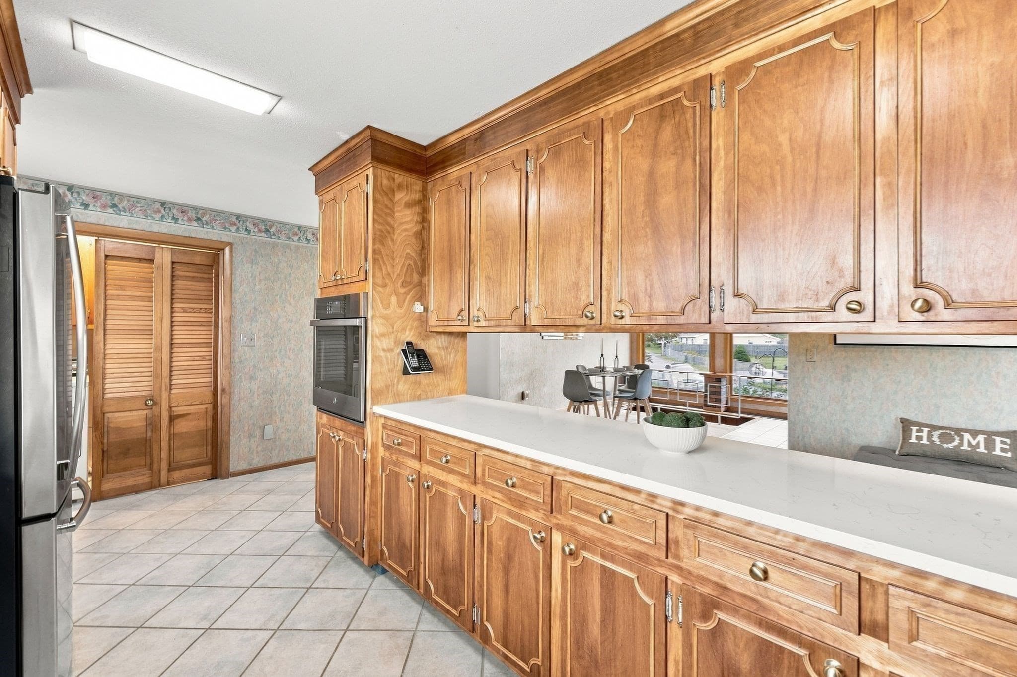 Single Family Residence at 29 Lake Shore Drive, Wales MA 01081, photo 10 of 42