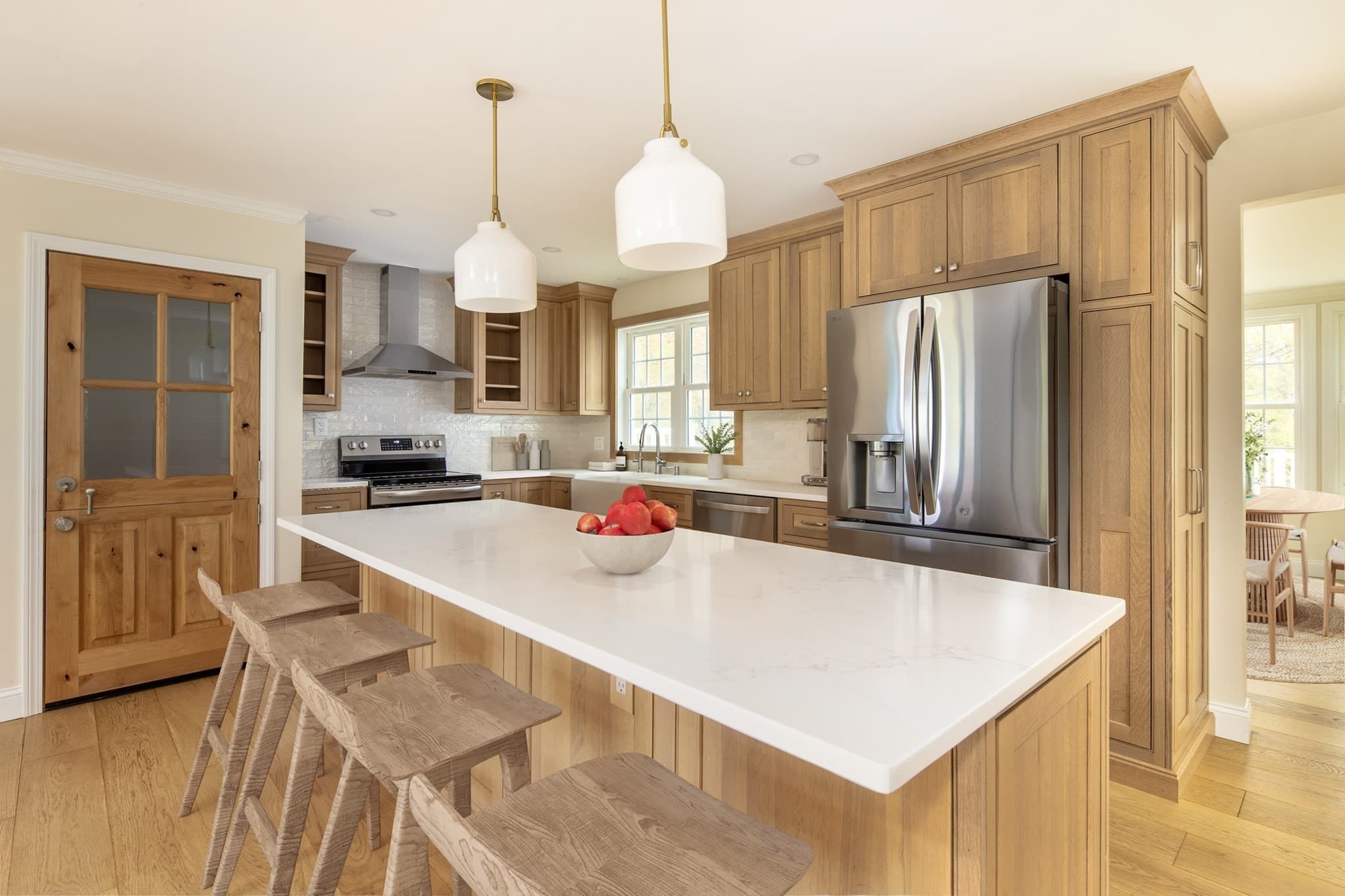 Single Family Residence at 10 Knollwood Dr, Mattapoisett MA 02739, Mattapoisett, photo 6 of 37