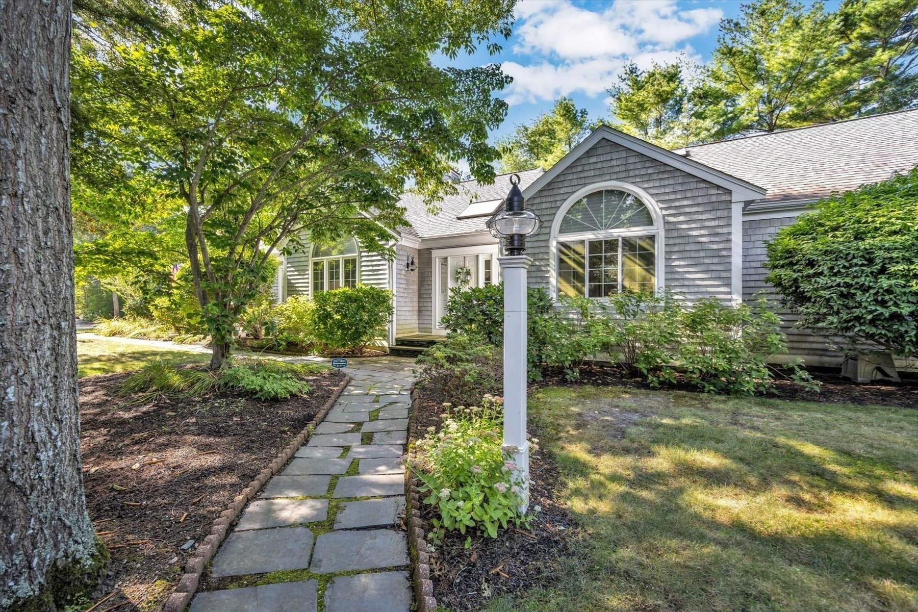 Single Family Residence at 103 Sandcastle Dr, Falmouth MA 02536, Falmouth, photo 5 of 42