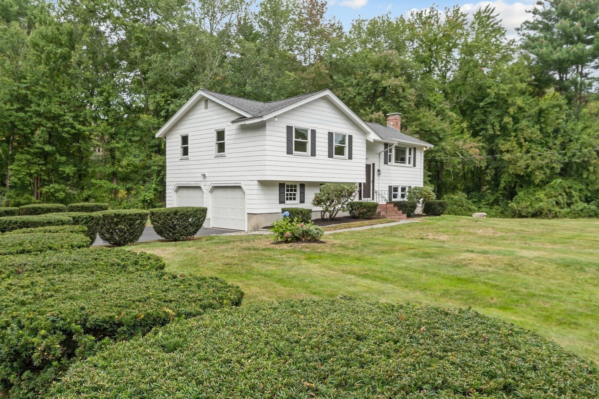 Single Family Residence at 18 Cowdrey Ln, Acton MA 01720, Acton, photo 2 of 31