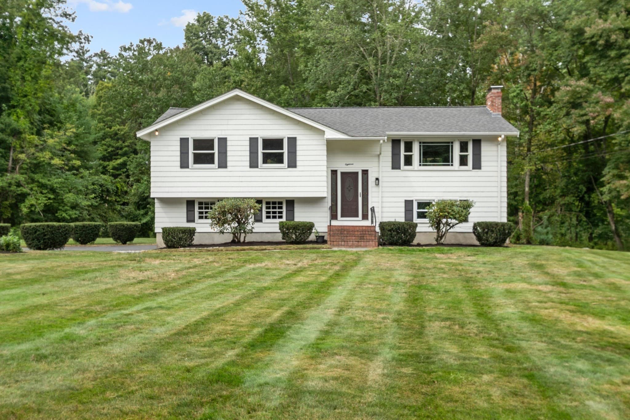 18 Cowdrey Ln, Acton MA 01720
