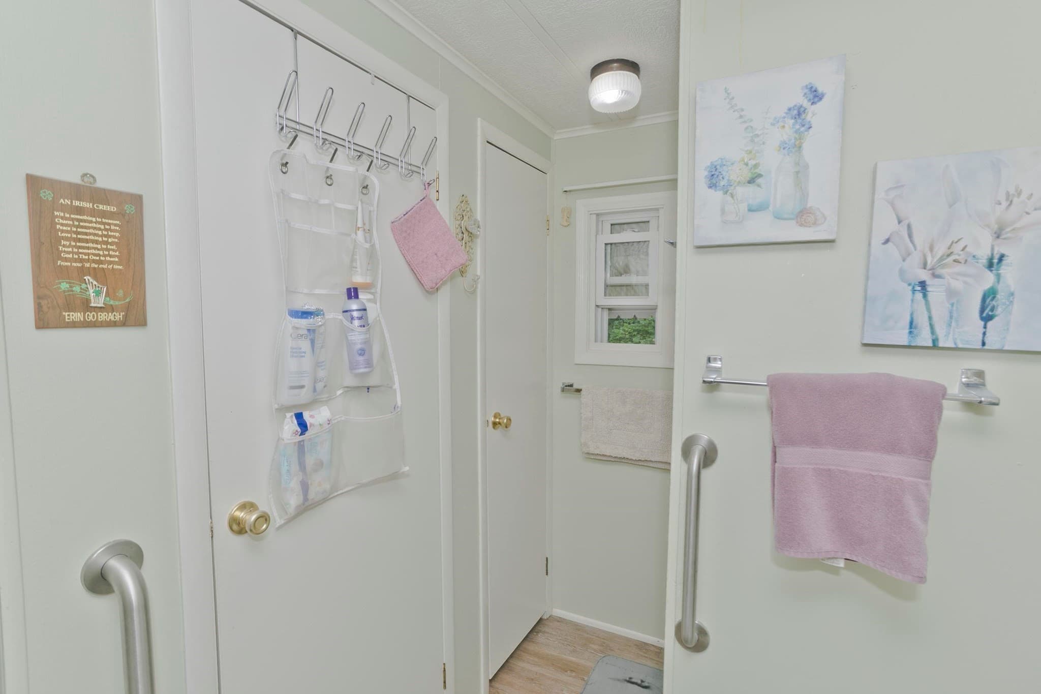 Mobile Home at 14 Sunnydale Circle, Brimfield MA 01010, photo 19 of 30