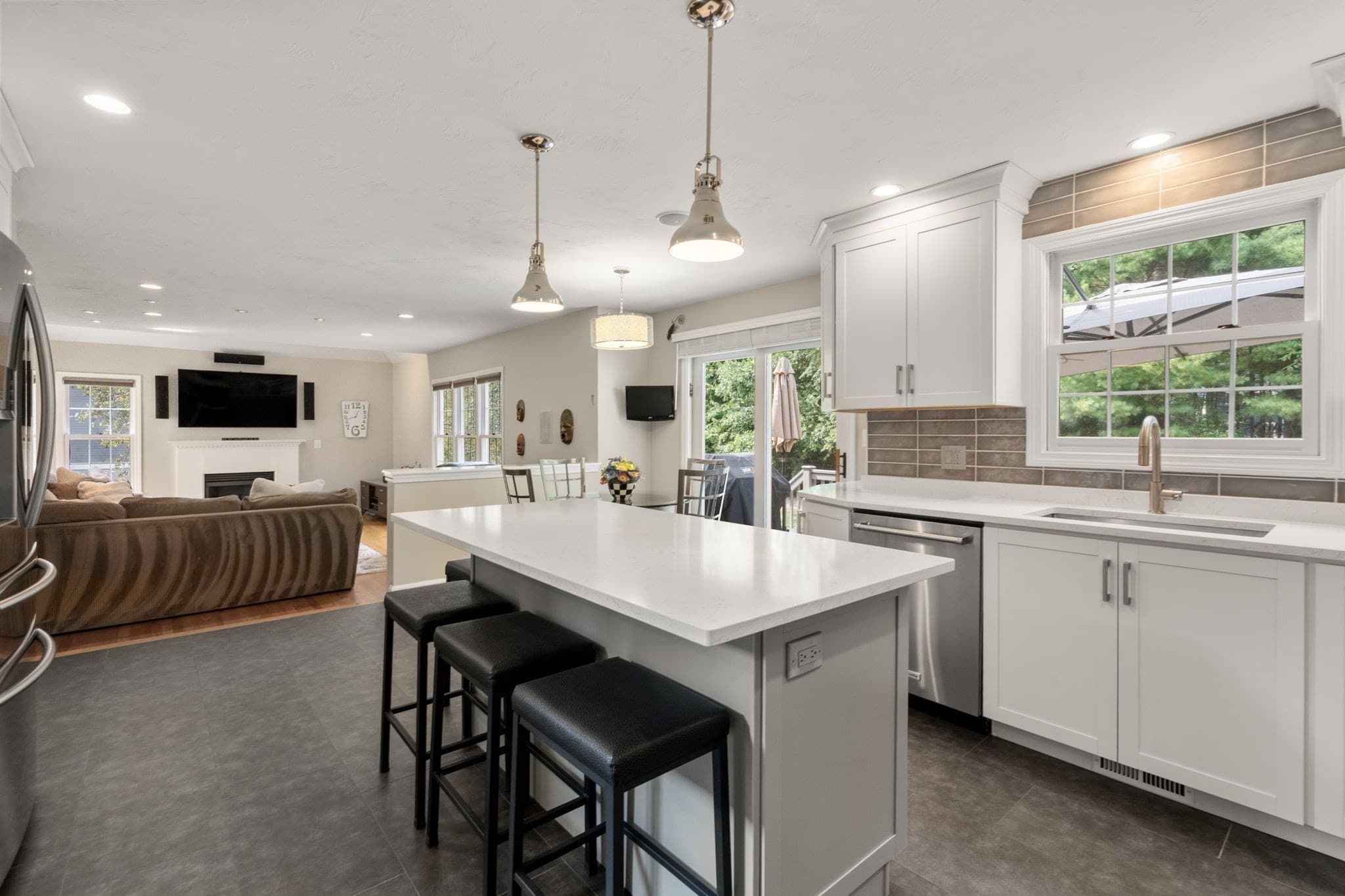 Single Family Residence at 12 Winnecunnet Way, Easton MA 02375, Easton, photo 9 of 41