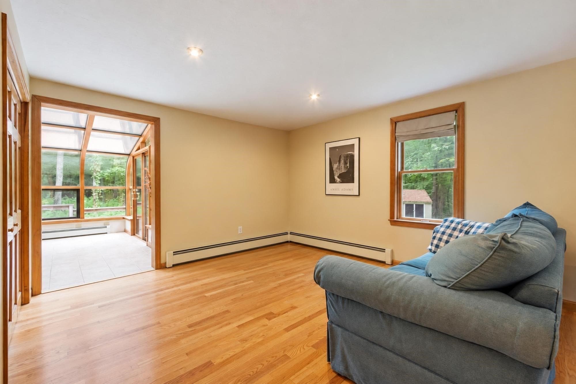 Single Family Residence at 10 Hog Hill Rd, Pepperell MA 01463, Pepperell, photo 23 of 41