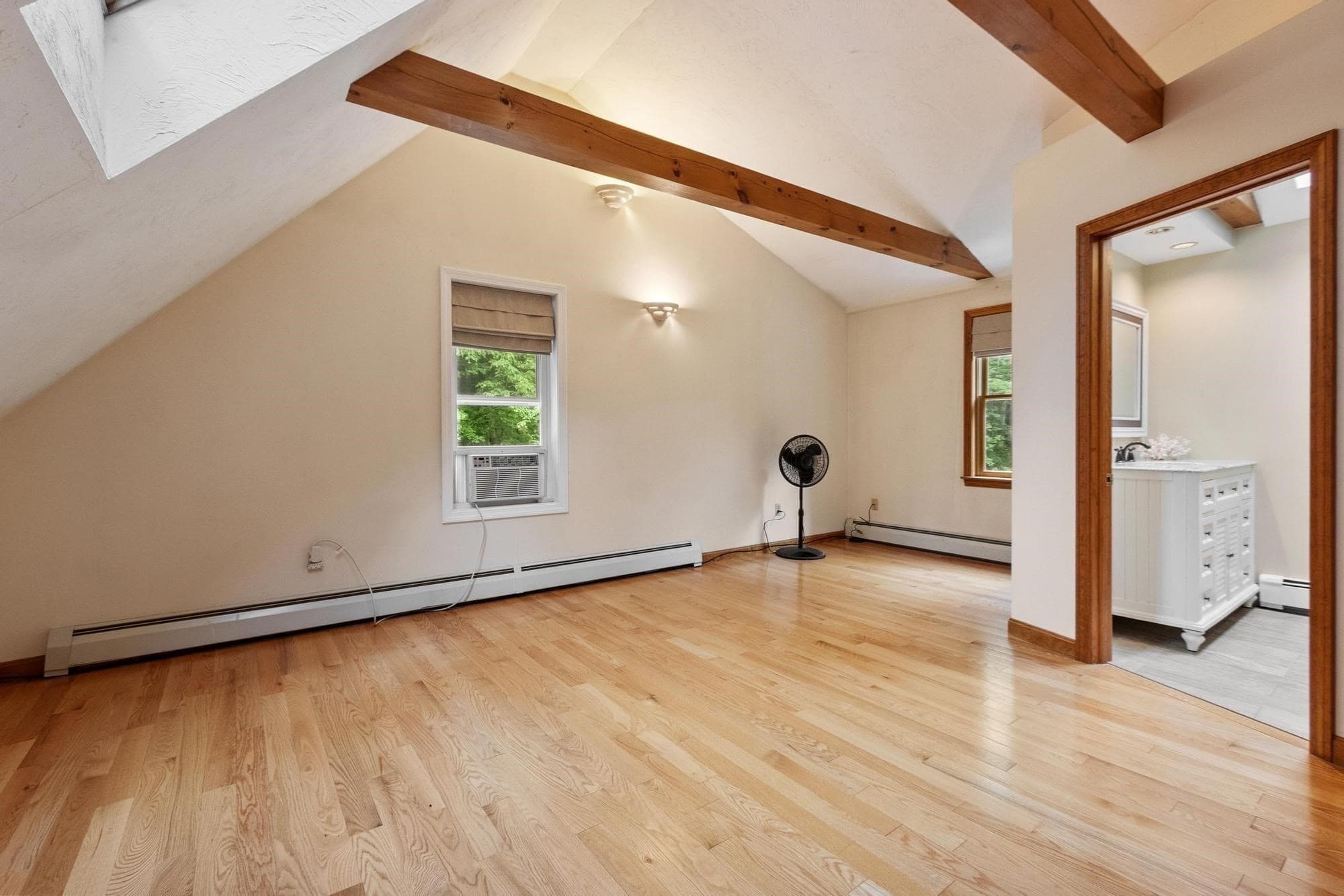 Single Family Residence at 10 Hog Hill Rd, Pepperell MA 01463, Pepperell, photo 27 of 41