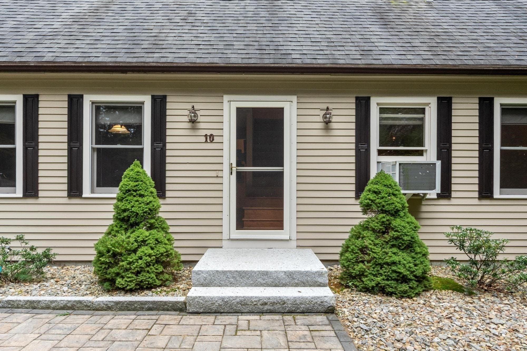 Single Family Residence at 10 Hog Hill Rd, Pepperell MA 01463, Pepperell, photo 3 of 41