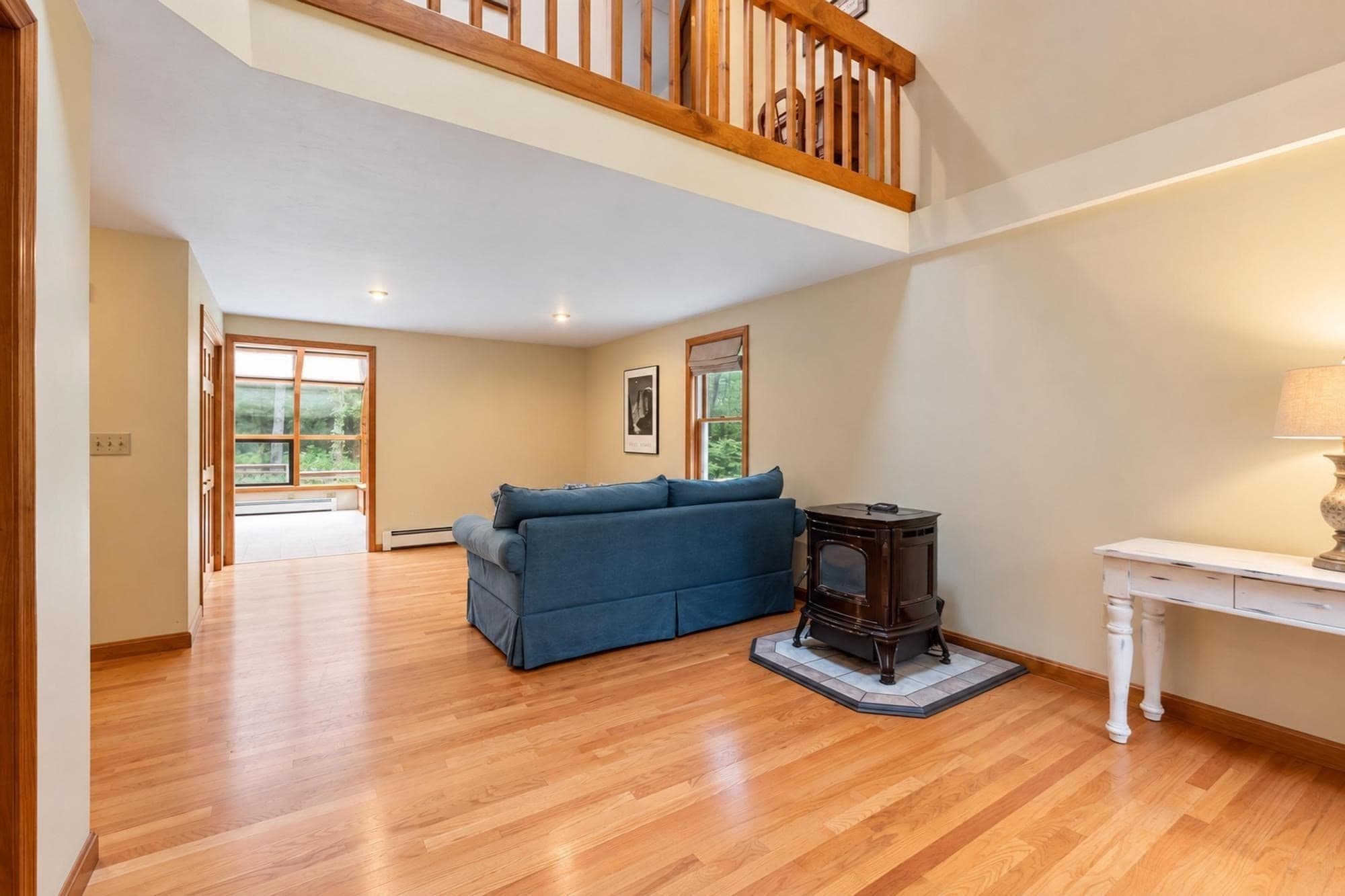Single Family Residence at 10 Hog Hill Rd, Pepperell MA 01463, Pepperell, photo 21 of 41
