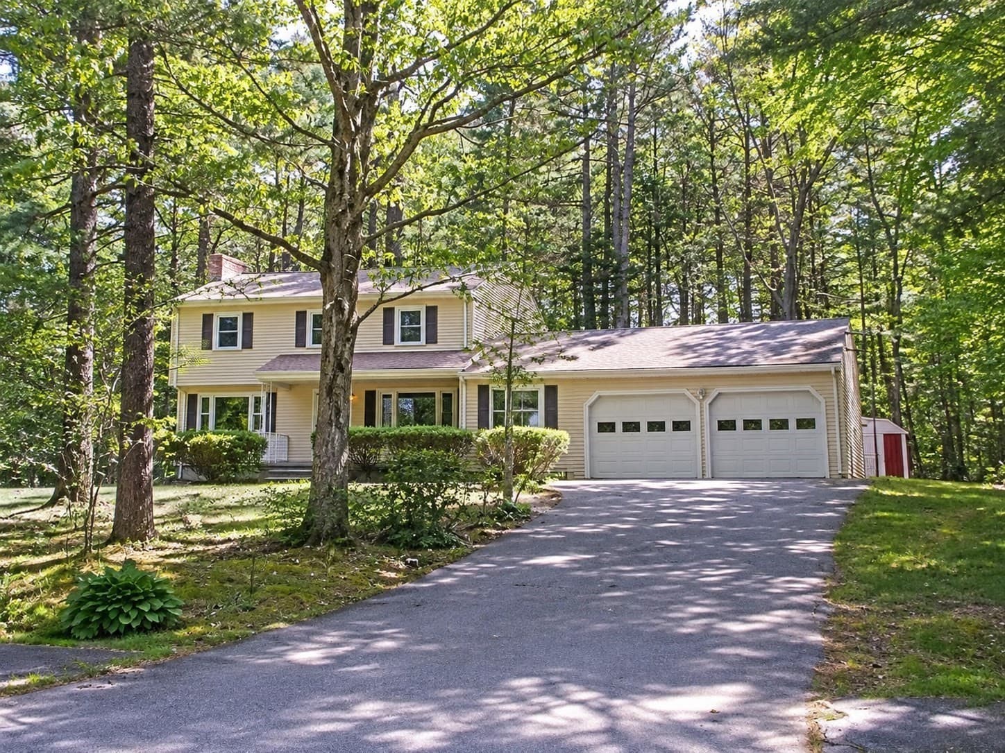 41 Old Stagecoach Rd, Bedford MA 01730