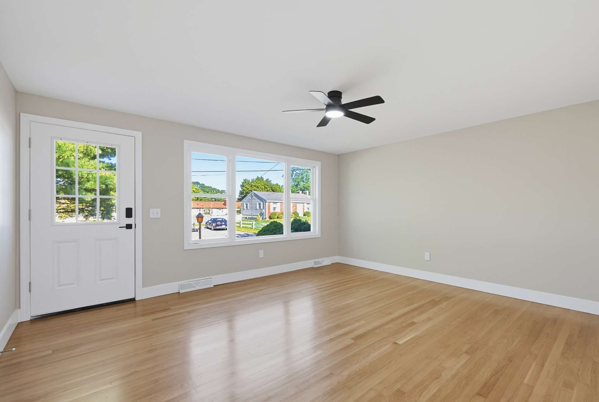 Single Family Residence at 28 Deerfield Rd, Attleboro MA 02703, Attleboro, photo 12 of 36