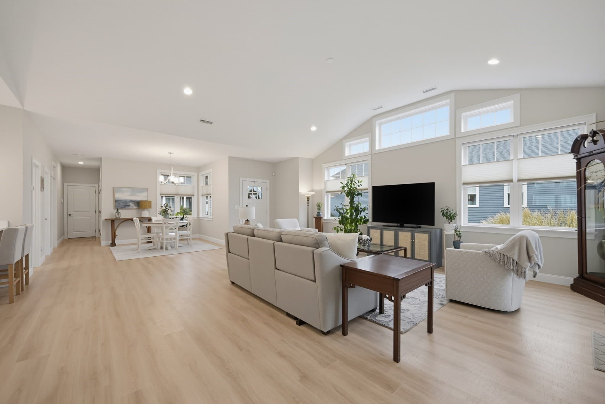 Single Family Residence at 99 Sophia Dr, Rehoboth MA 02769, Rehoboth, photo 9 of 42