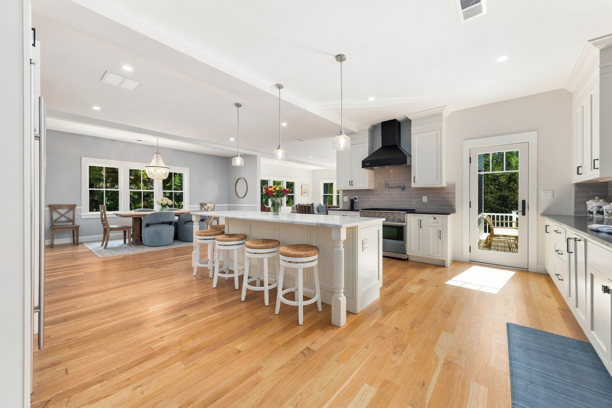 Single Family Residence at 10 Jerusalem Rd, Cohasset MA 02025, Cohasset, photo 9 of 42