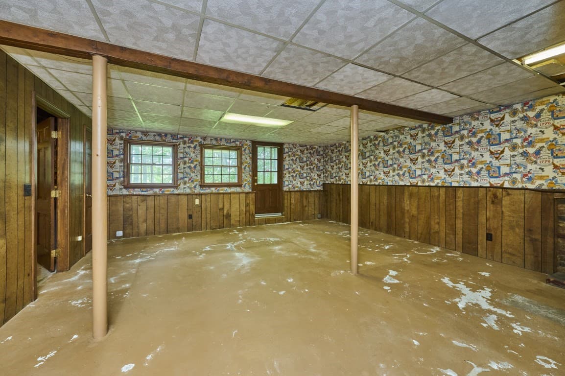 Single Family Residence at 4 Hyder St, Westborough MA 01581, Westborough, photo 32 of 35