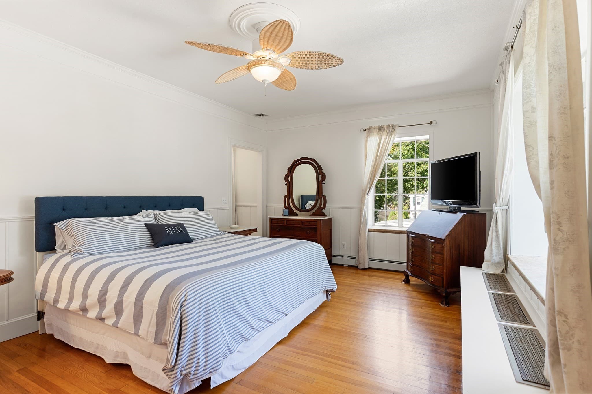 Single Family Residence at 9 Galloupes Point Rd, Swampscott MA 01907, Swampscott, photo 17 of 42