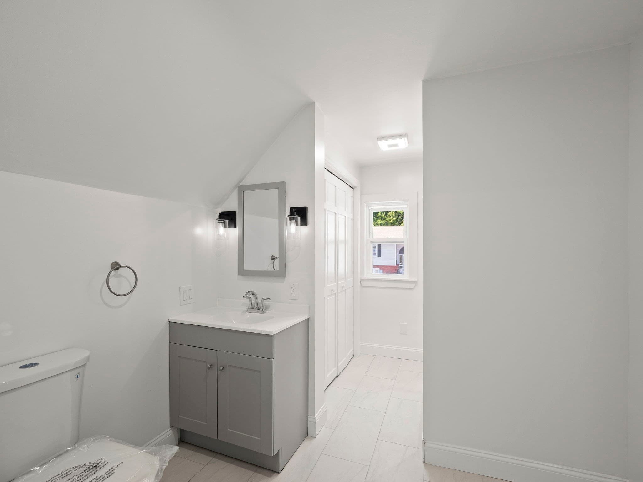 Single Family Residence at 12 Boston St, Lynn MA 01904, Lynn, photo 30 of 42