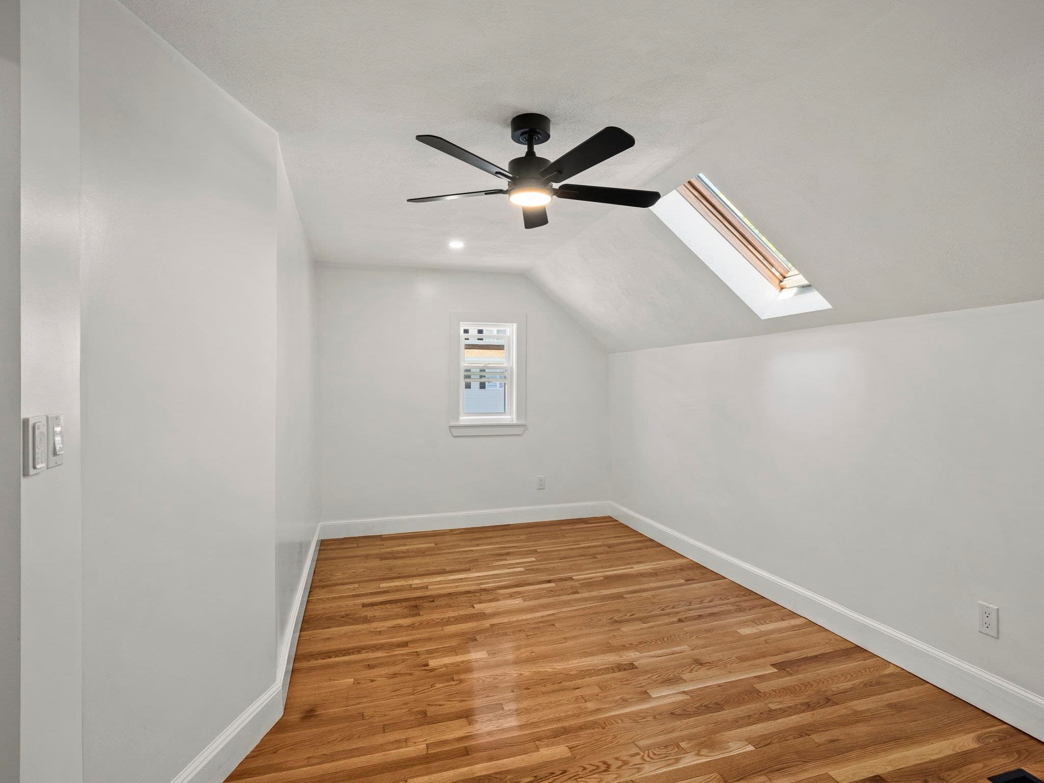 Single Family Residence at 12 Boston St, Lynn MA 01904, Lynn, photo 34 of 42