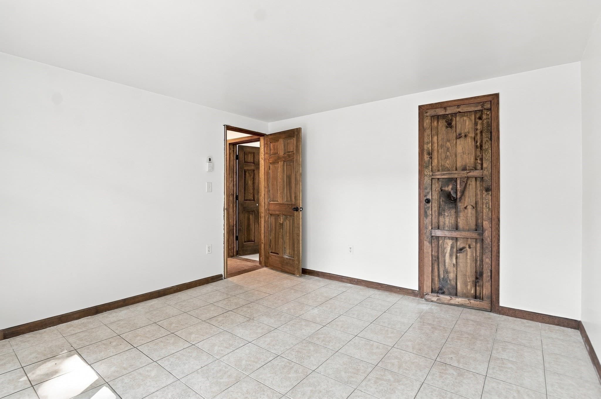 Single Family Residence at 65 Paris Avenue, Worcester MA 01603, Worcester, photo 14 of 35