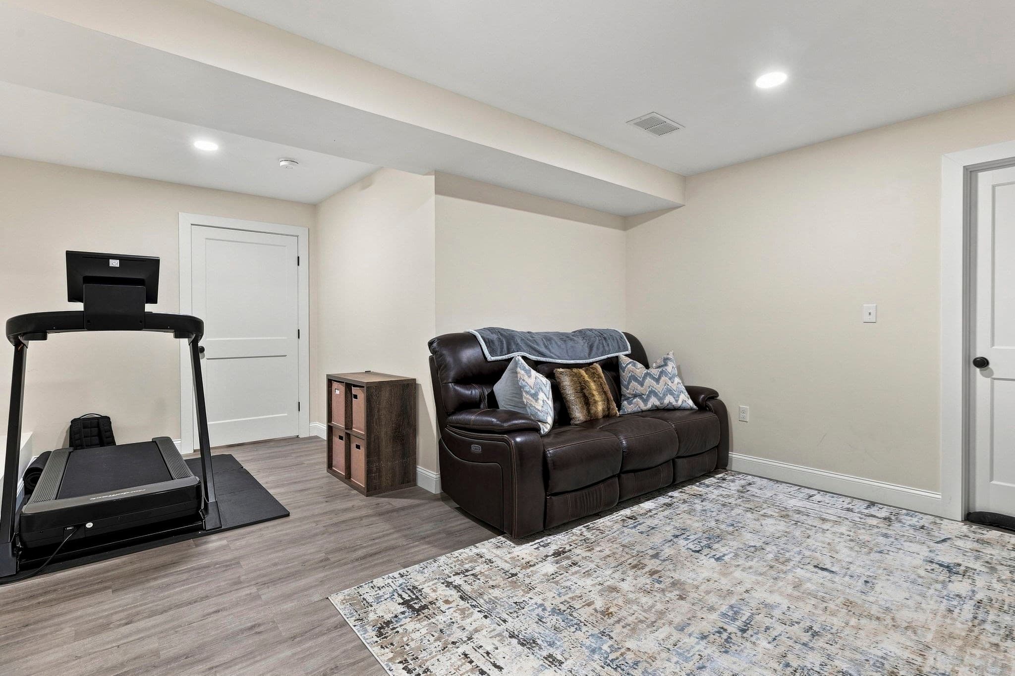 Condominium at 13 Glen Terrace # 13, Lynn MA 01905, Lynn, photo 26 of 32