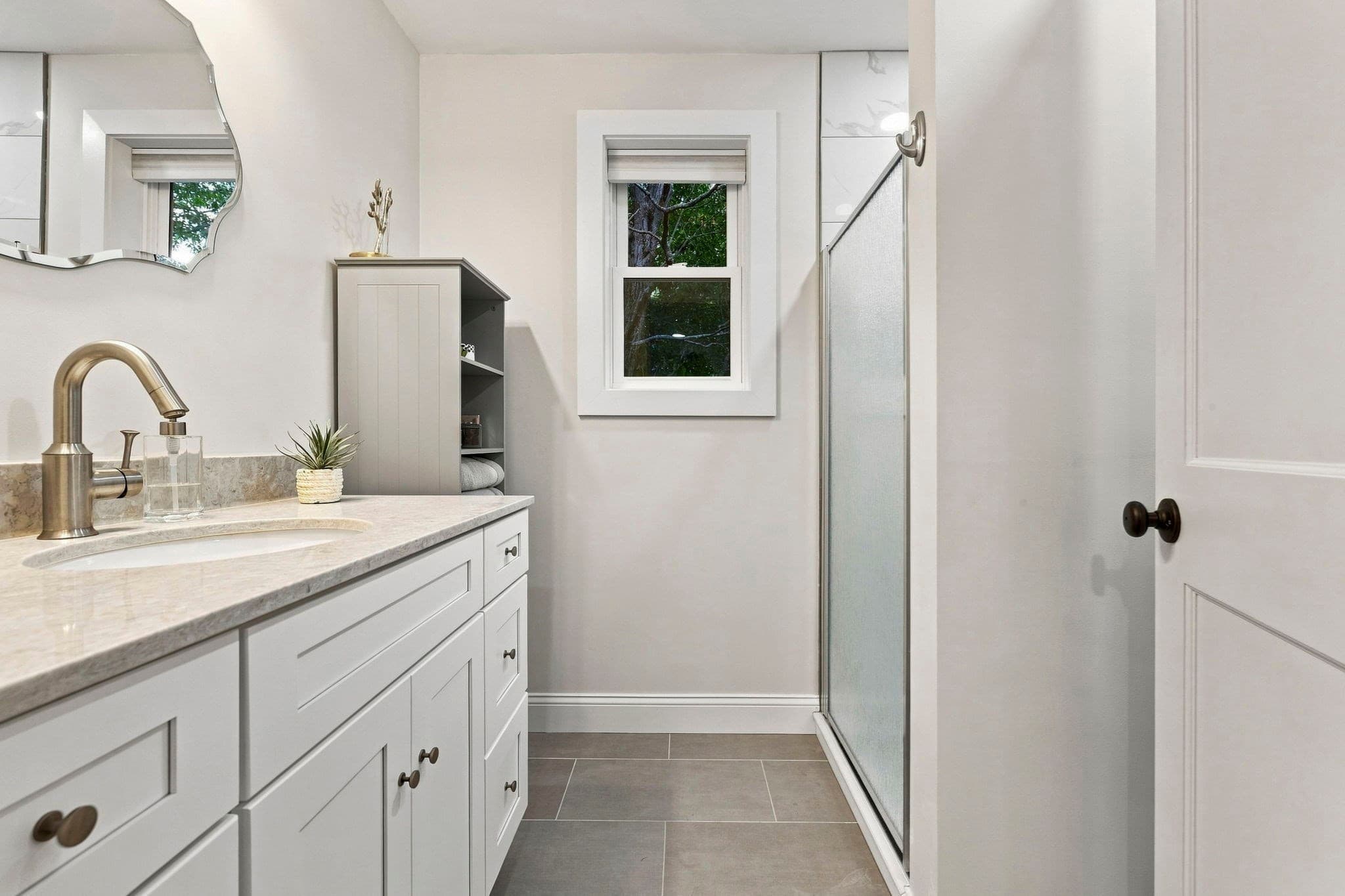Condominium at 13 Glen Terrace # 13, Lynn MA 01905, Lynn, photo 21 of 32
