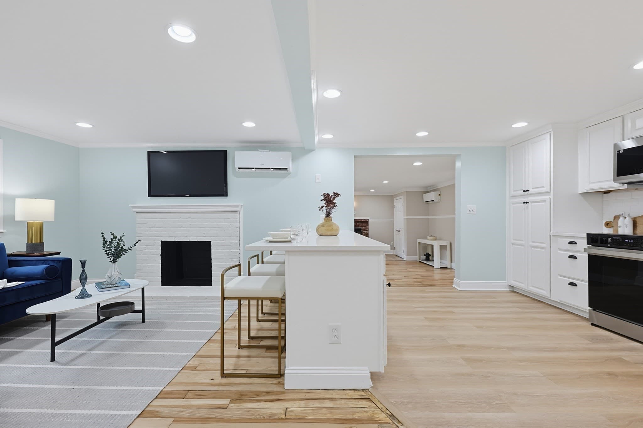 Single Family Residence at 395 Oak St, Franklin MA 02038, Franklin, photo 14 of 42