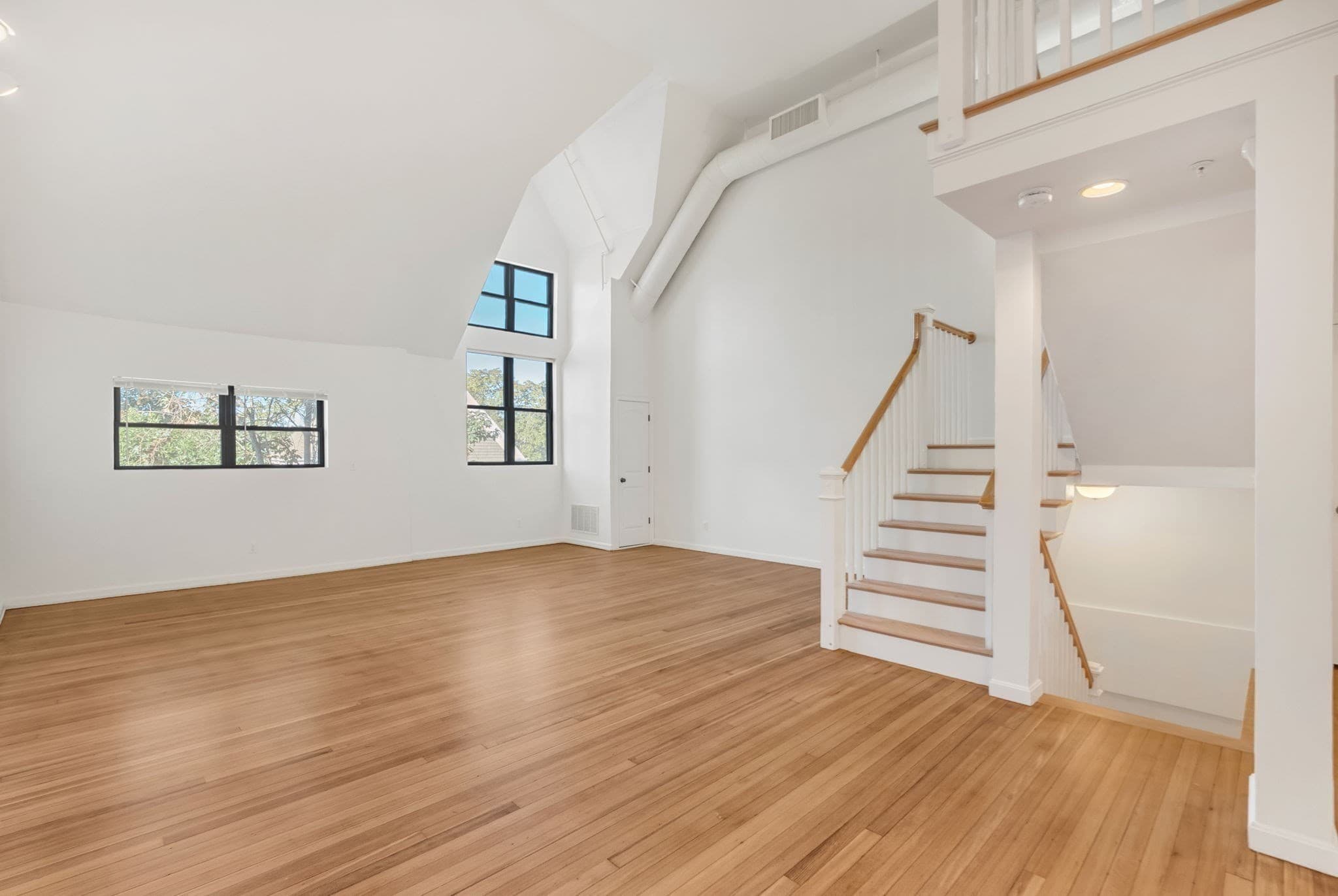 Condominium at 157 Beale Street # 5, Quincy MA 02170, Quincy, photo 13 of 42