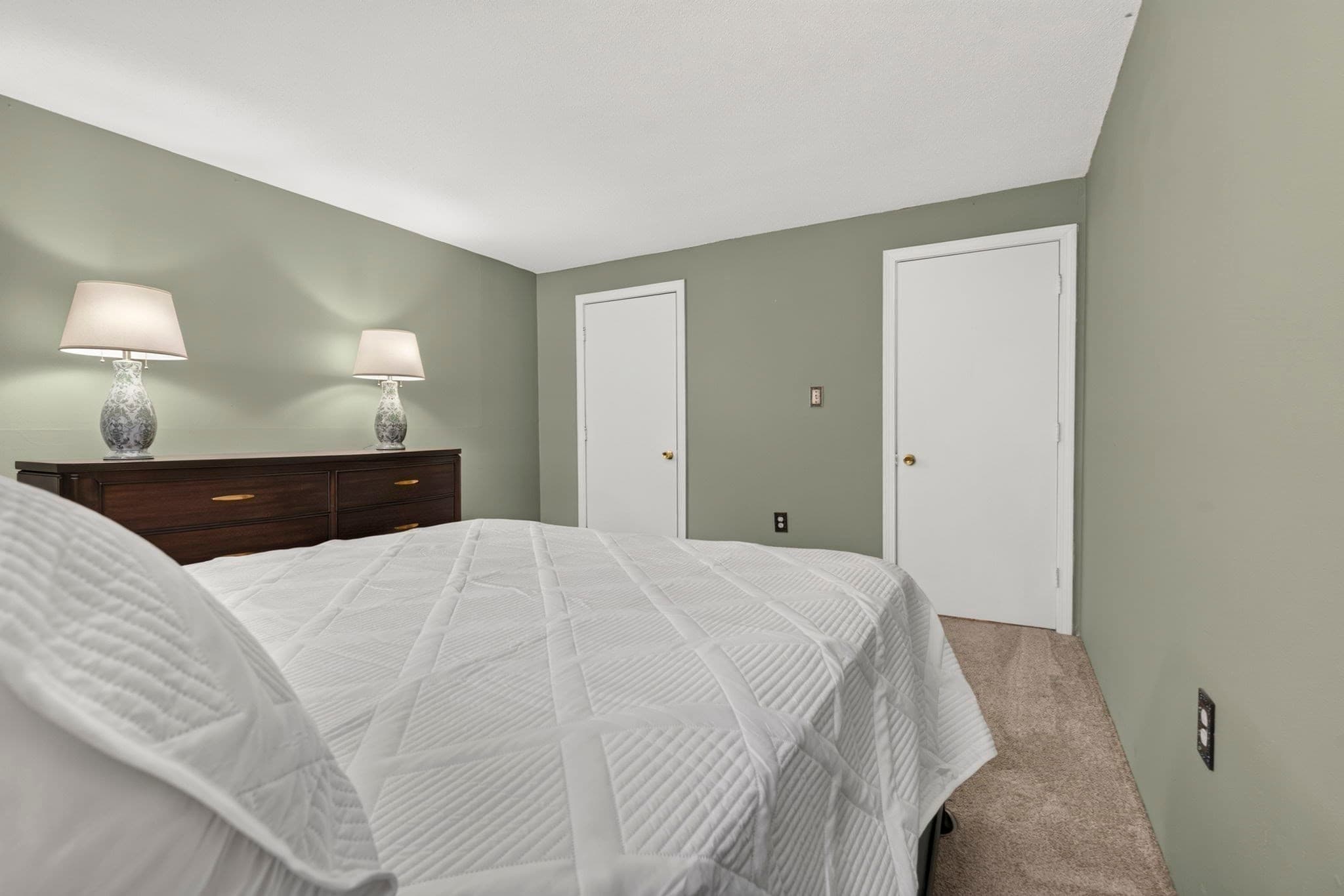 Condominium at 2 Greenbriar Drive # 108, North Reading MA 01867, North Reading, photo 16 of 24