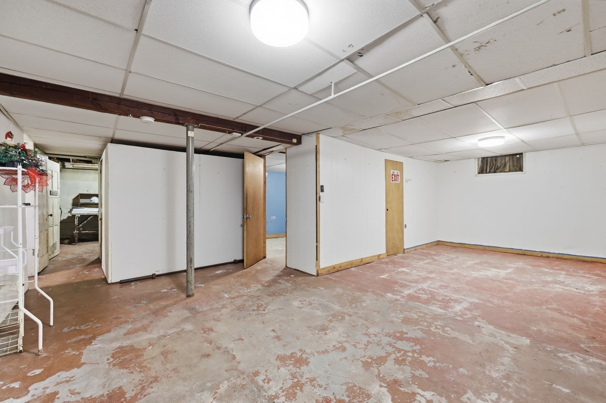 Single Family Residence at 101 Court St, Westfield MA 01085, Westfield, photo 24 of 33